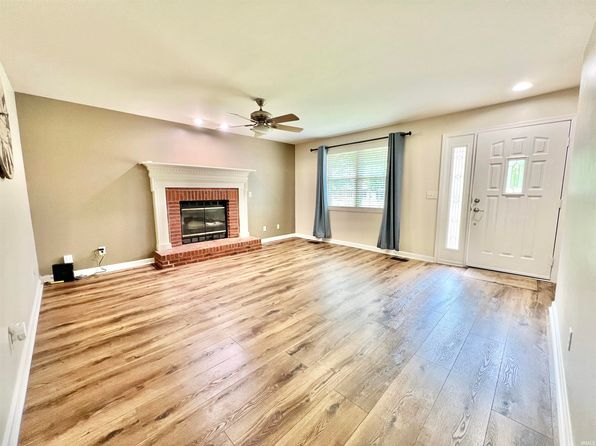 4112 Keeneland Blvd, Evansville, IN 47715