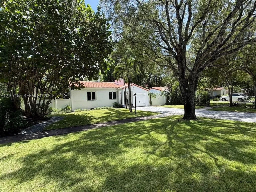Miami Shores Sec 5 — Photo 1