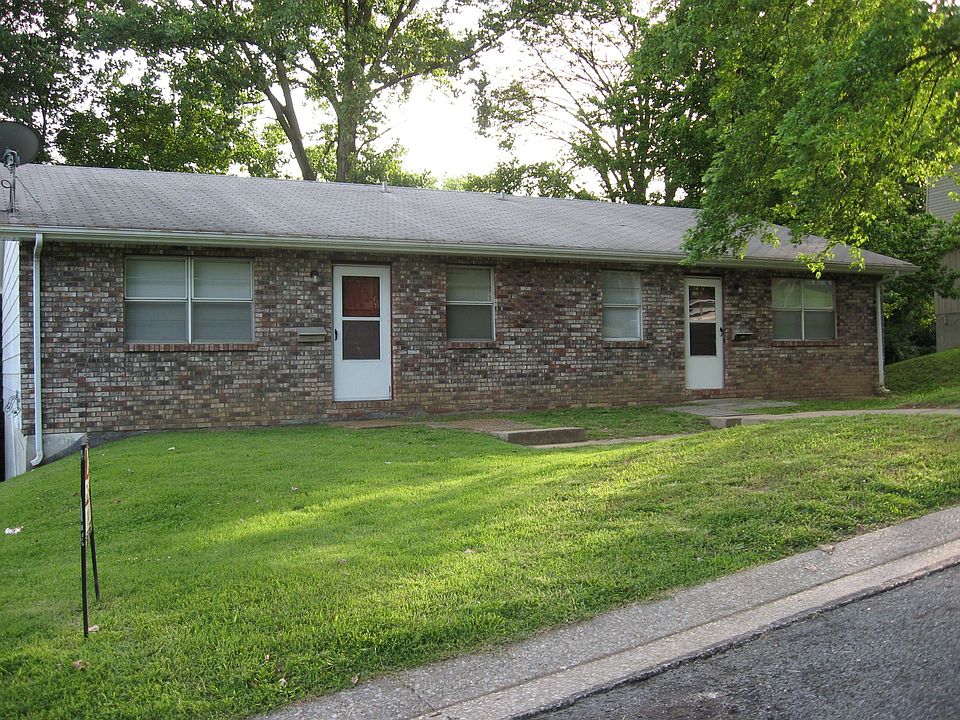 1st image of 1103 Arrowhead Dr #B