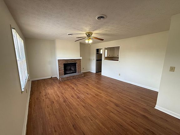 2nd image of 1272 Aiken Rd