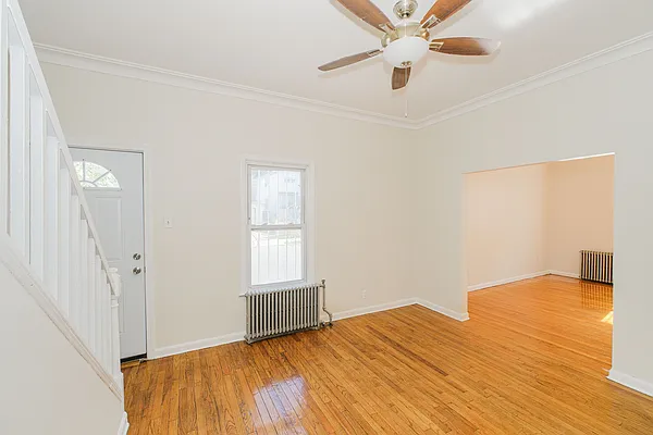 Sold by REMAX Elite | media 5