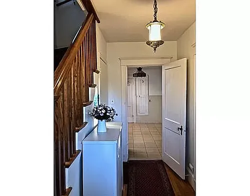 7 Olney St Photo 1