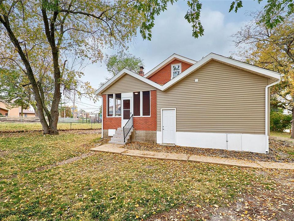 6496 Howdershell Rd, Hazelwood, MO 63042 | Zillow