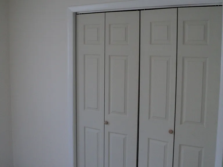 411 Spruce Ave — Photo 5