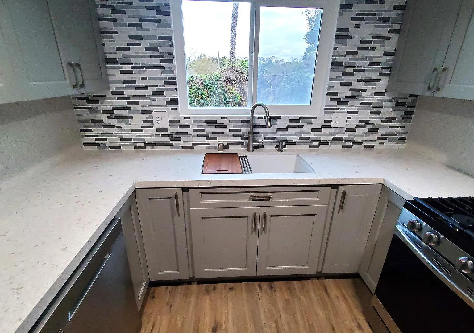 3 bed, 1632 sqft, $5,700 — Photo 4