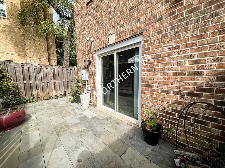 954 S Rolfe St — Photo 32