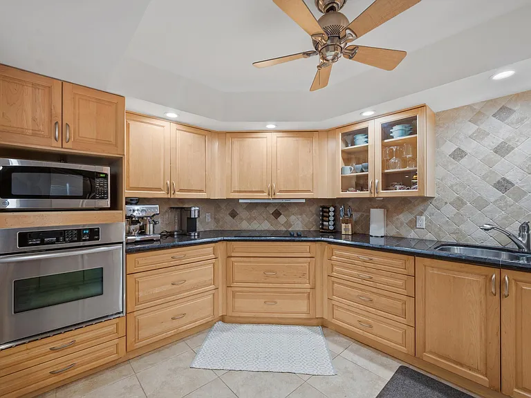 2860 S Ocean Blvd #316 — Photo 11