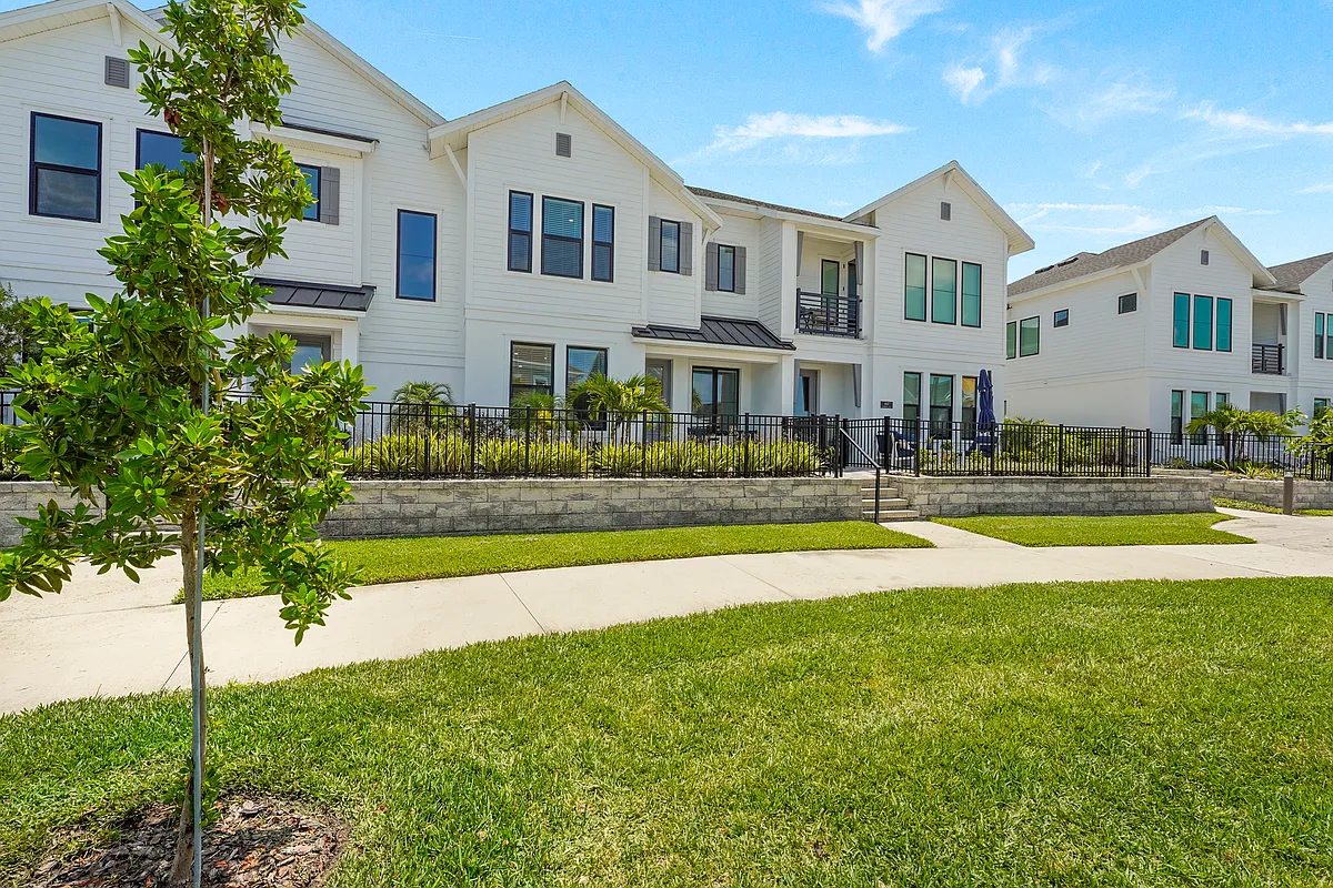 Building Photo - 1603 Springwell Ln