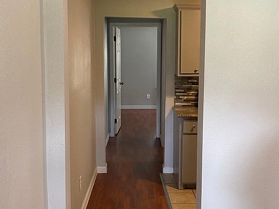 4th image of 3204 Napoleon St #3204