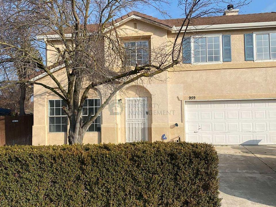 1st image of 959 Waterford Ave