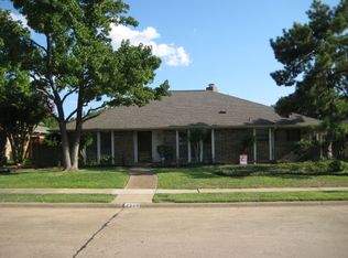 2300 Red Oak Ln, Richardson, TX 75082
