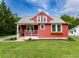 276 W Main St, Lowell, IN 46356