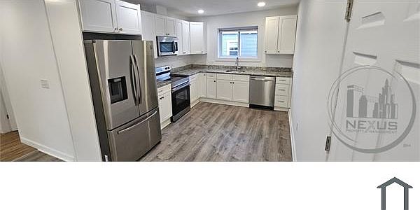 1st image of 147 Canterbury St APT 3