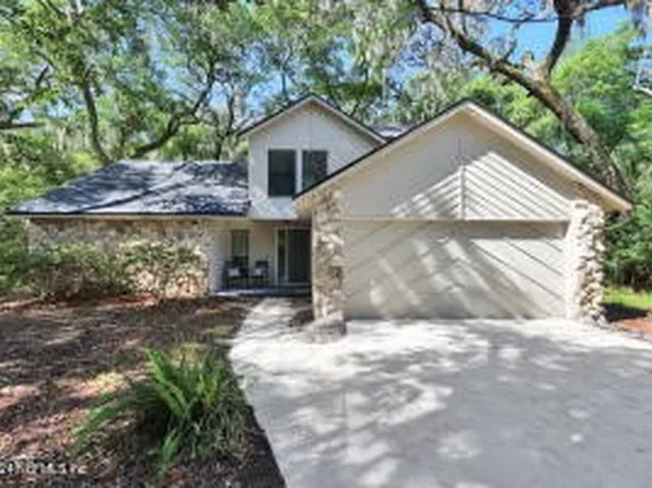 12140 Spiney Ridge Dr S, Jacksonville, FL 32225