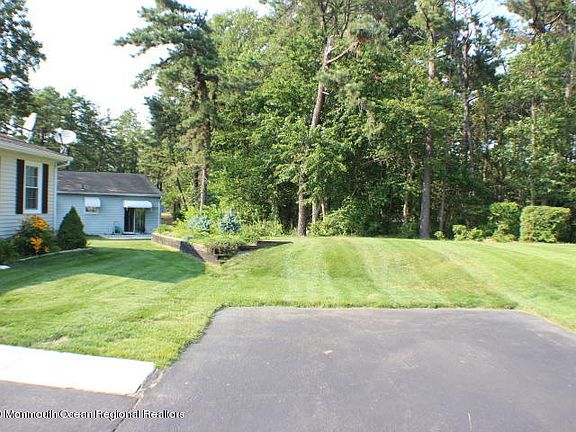 5th image of 60 Keene St #72