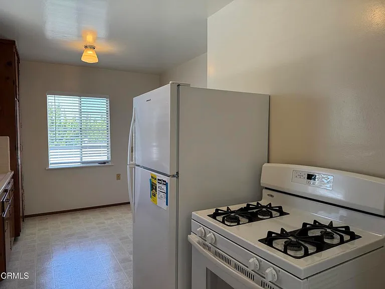 520 Linwood Ave #D — Photo 7