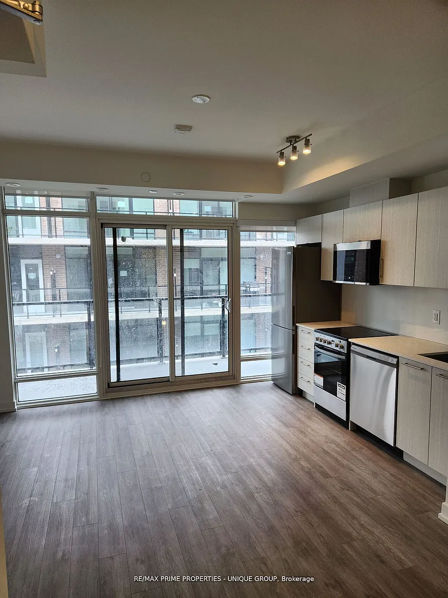 Building Photo - 861 Sheppard Ave W #62