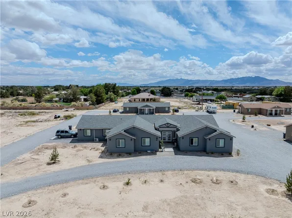 921 W Leffner Dr, Pahrump, NV 89060