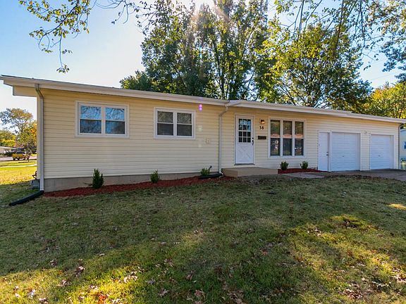 2nd image of 38 Manor Dr