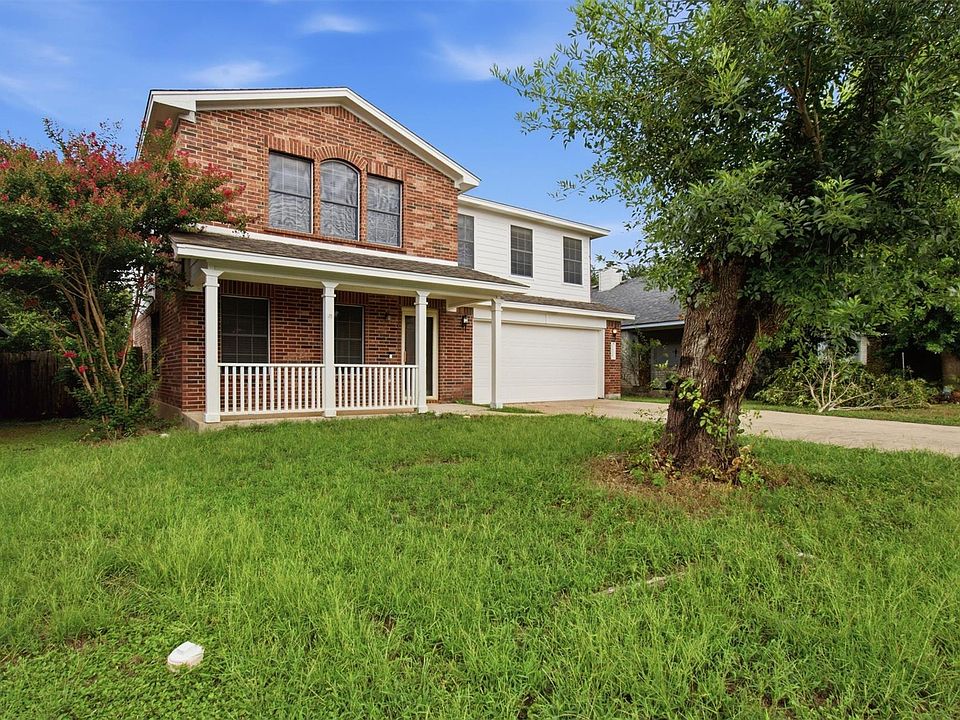 1st image of 1806 Carriage Hills Trl