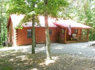 225 Riverwind Dr, Waverly, TN 37185