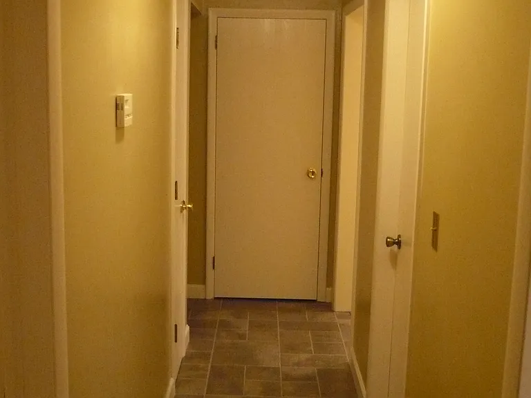 543 Locust St — Photo 18