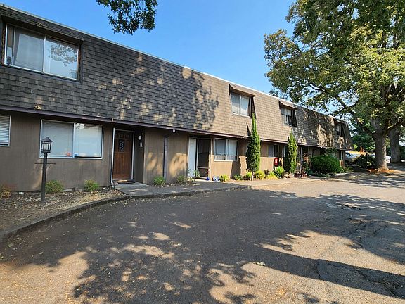 2nd image of 14620 SE Woodland Way APT 2