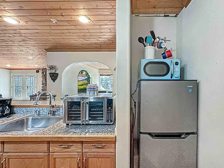 2327 Maxson St — Photo 8