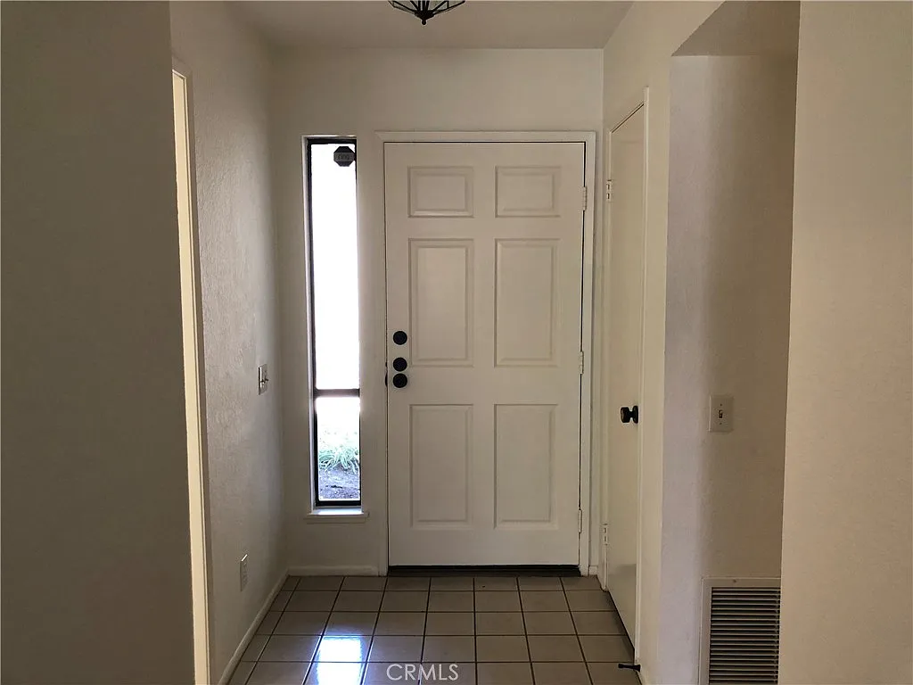 2 bed, 1269 sqft, $3,495 — Photo 4