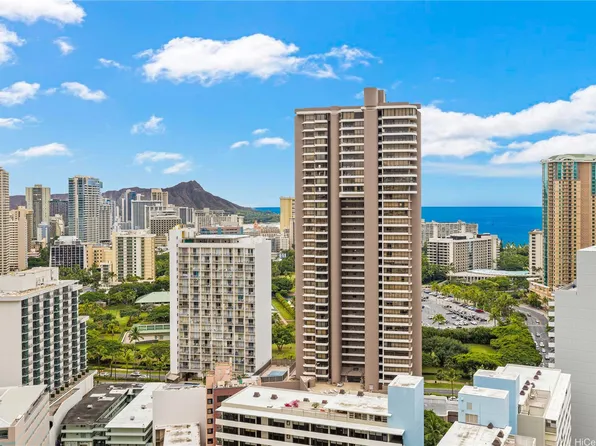 400 Hobron Ln APT 3003, Honolulu, HI 96815