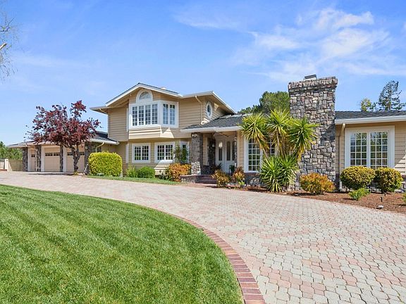 2nd image of 21468 Continental Cir