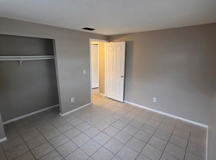 3642 141st Ave APT A, Largo, FL 33771