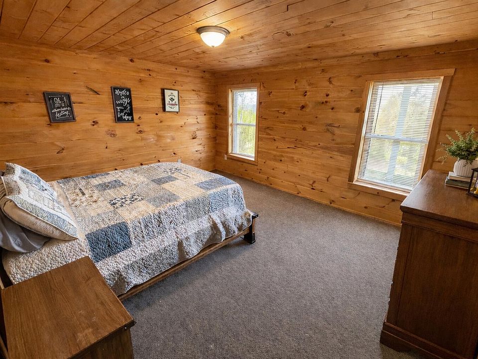 37th image of 240 Joe Pye Ln