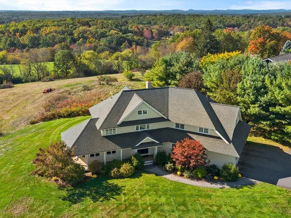 33 Worthen Dr, Groton, MA 01450