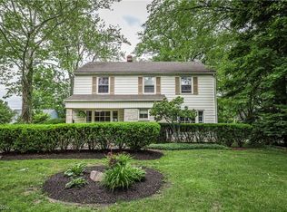 2976 Chadbourne Rd, Shaker Heights, OH 44120