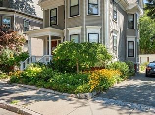 32 Fayette St #A, Cambridge, MA 02139