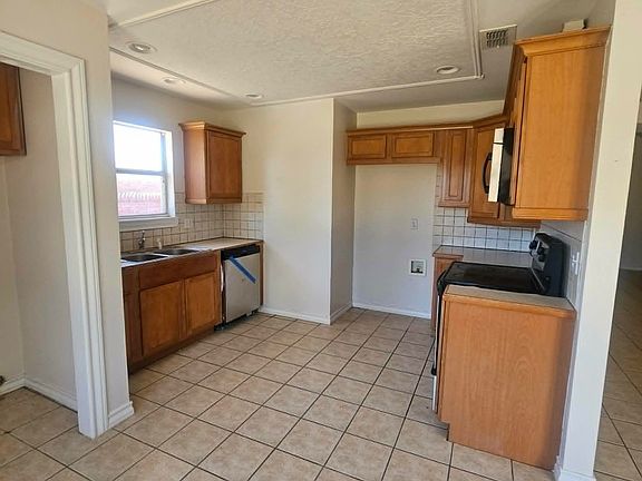 4th image of 2237 Enloe Dr