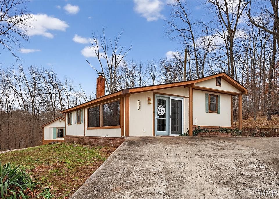 1st image of 301 Little Dogwood Lake Rd
