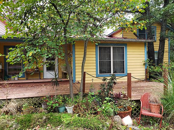 2nd image of 26289 Maine Dr