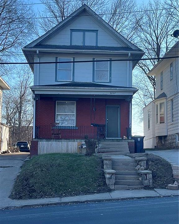1st image of 3907 E 9th St