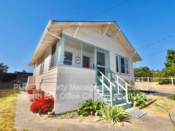 1345 Eastman Ln, Petaluma, CA 94952