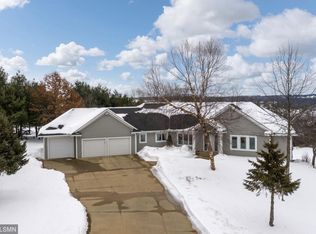 5074 Connemara Dr NE, Rochester, MN 55906