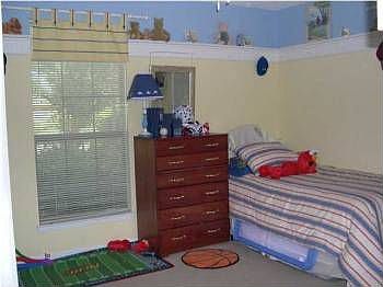 3rd image of 7551 Tippin Ave