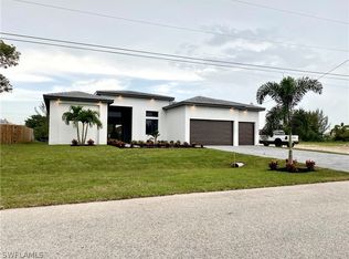 3307 SW Eleven Court Cpe, Cape Coral, FL 33914
