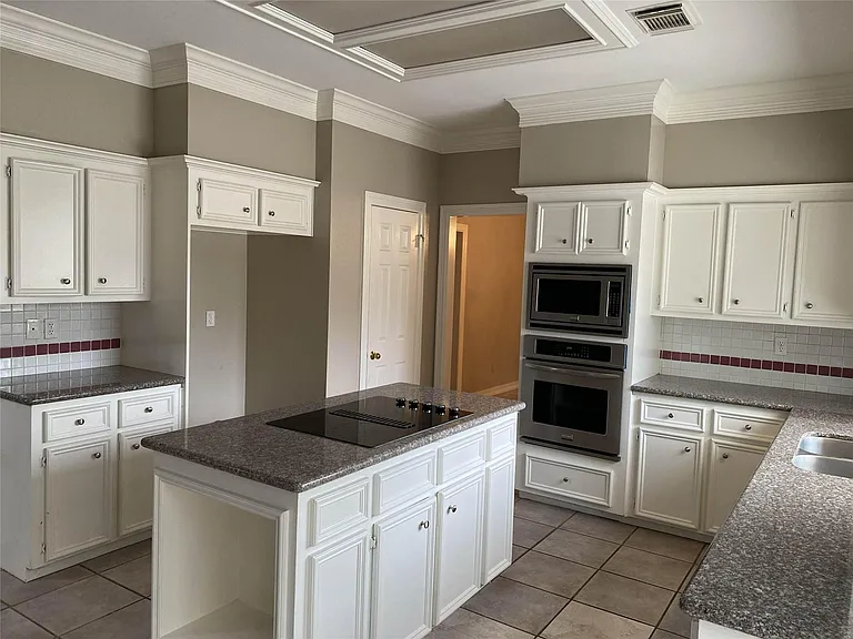 3207 Breckinridge Ct — Photo 12