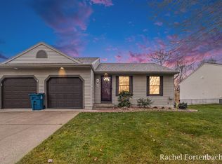 18126 Swiss Dr, Spring Lake, MI 49456