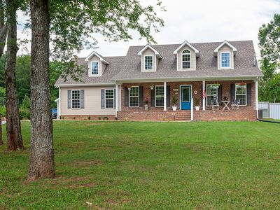 1403 Abigail Ct, Chapel Hill, TN, 37034