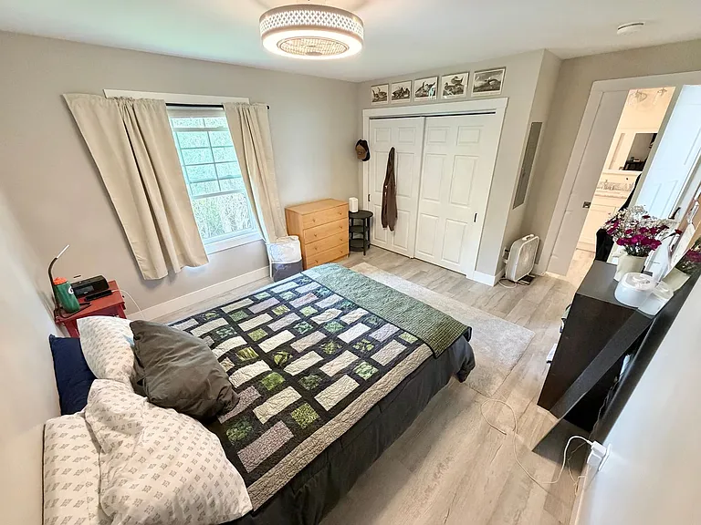 127 Station Rd — Photo 8