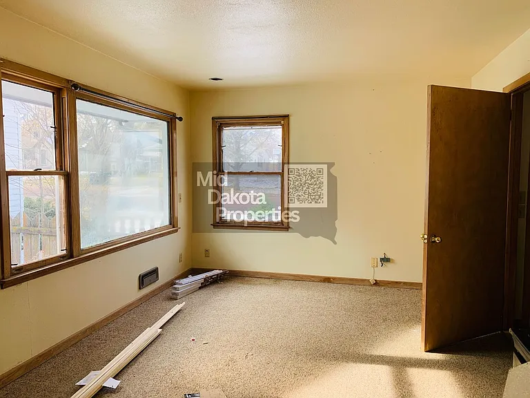 710 S Wisconsin St — Photo 23