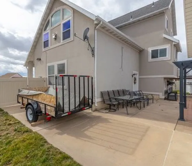 2212 N 700 W — Photo 25